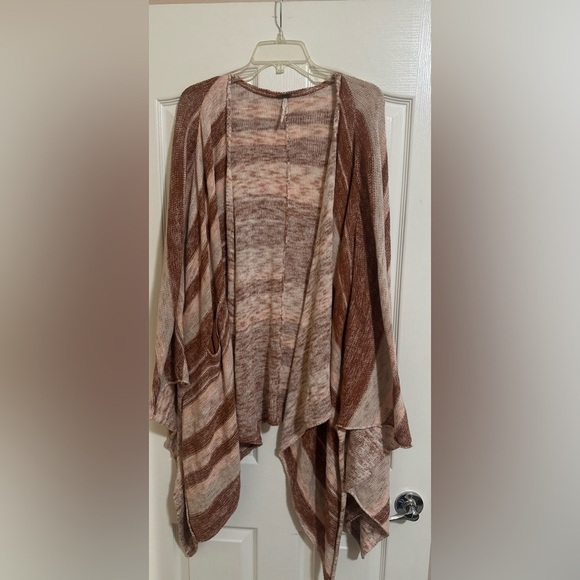 Free People The Big Trail Open Poncho Cardigan Oversized Pockets Brown Tan Small - Picture 1 of 7